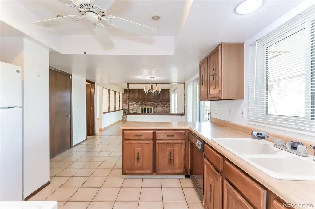 10064 W Lake Drive Littleton CO 80127