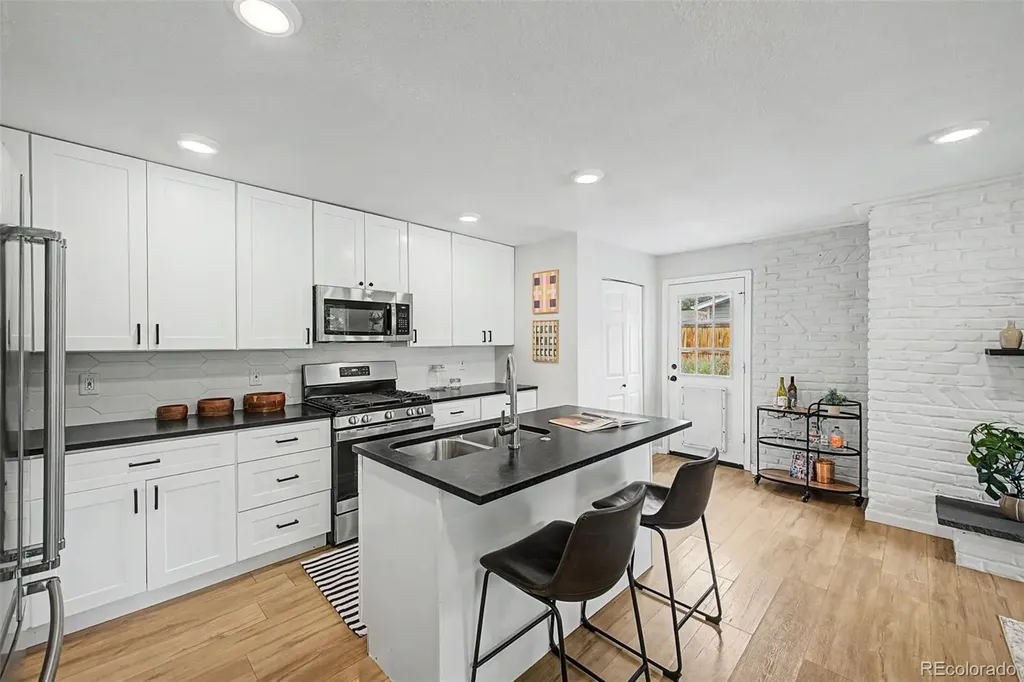 939 Terry Street Golden CO 80401