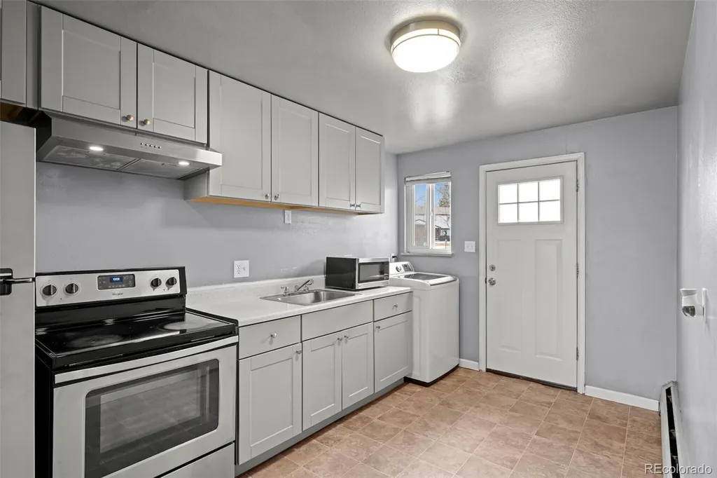 2397 S Locust Street Denver CO 80222