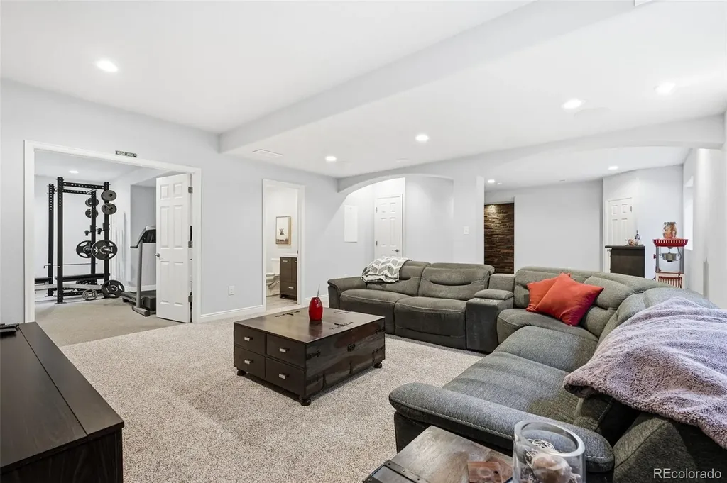 3385 Traver Drive Broomfield CO 80023