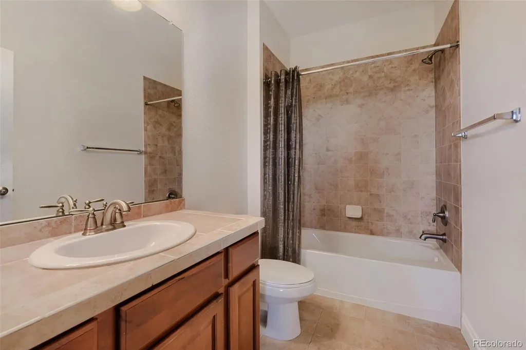 10262 Greentrail Circle Lone Tree CO 80124