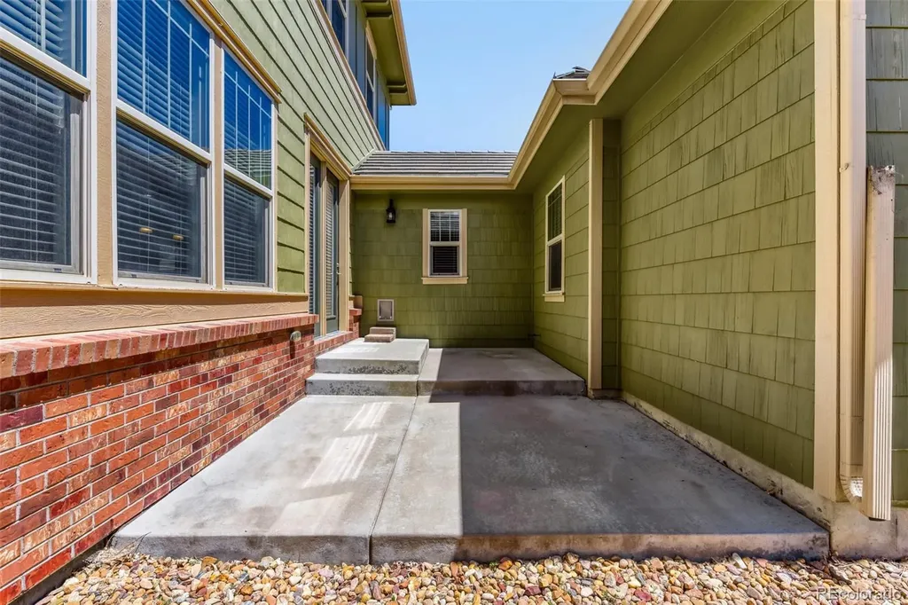 10262 Greentrail Circle Lone Tree CO 80124