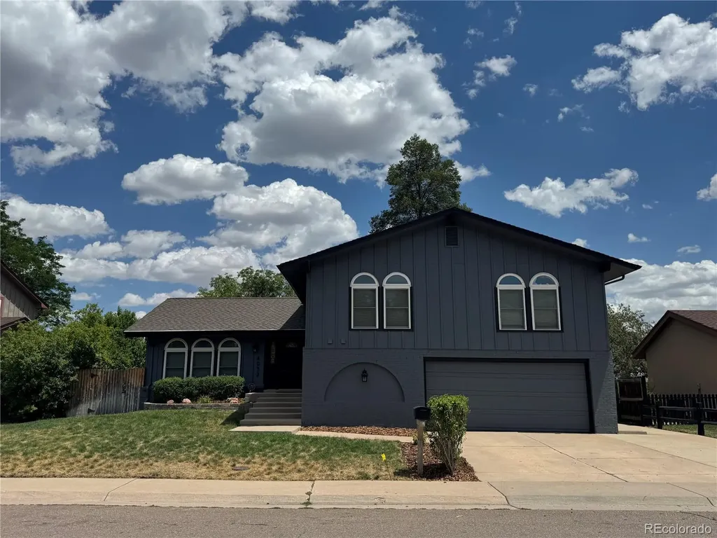 4052 S Willow Way Denver CO 80237