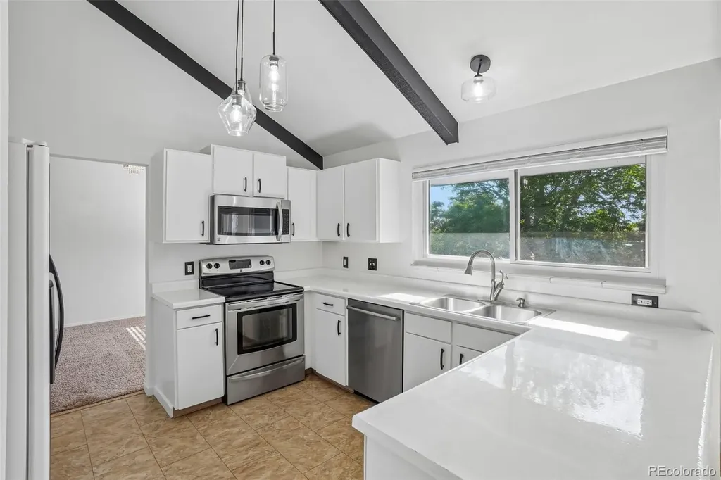 4052 S Willow Way Denver CO 80237