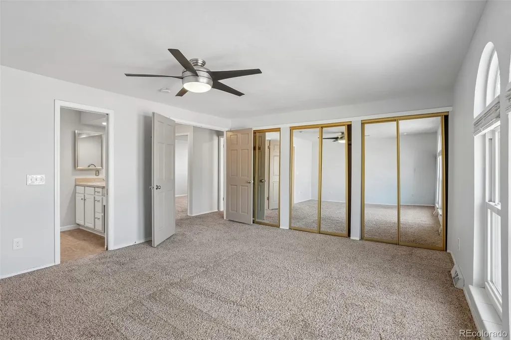 4052 S Willow Way Denver CO 80237
