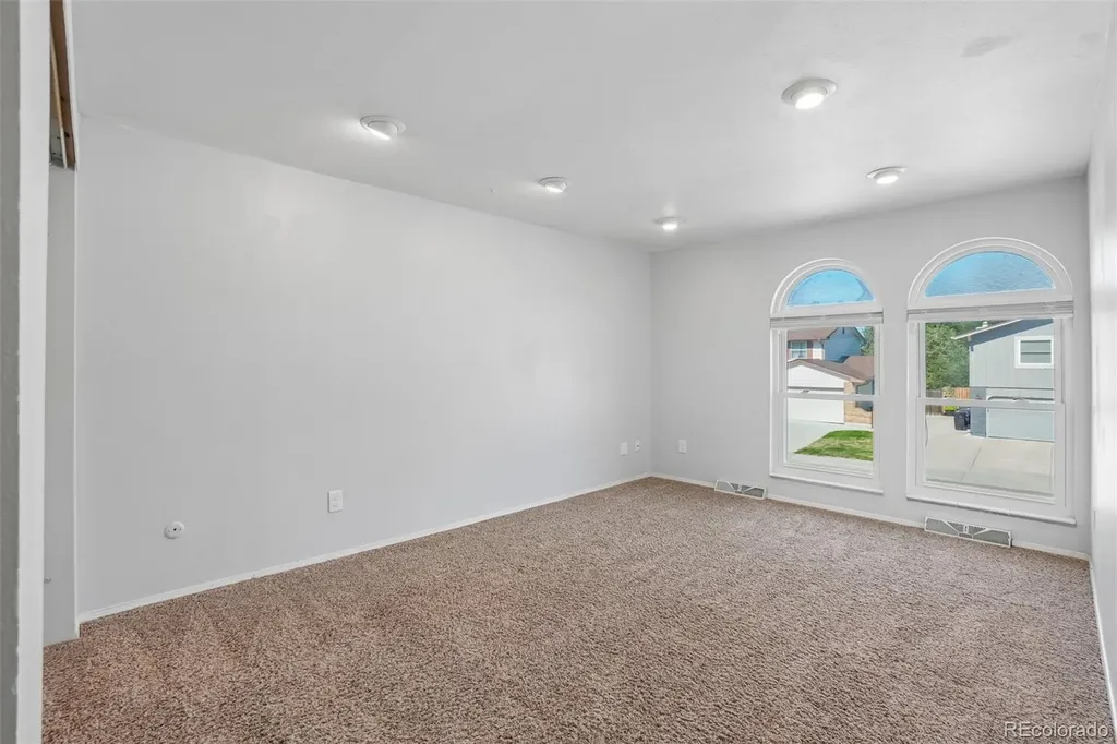 4052 S Willow Way Denver CO 80237