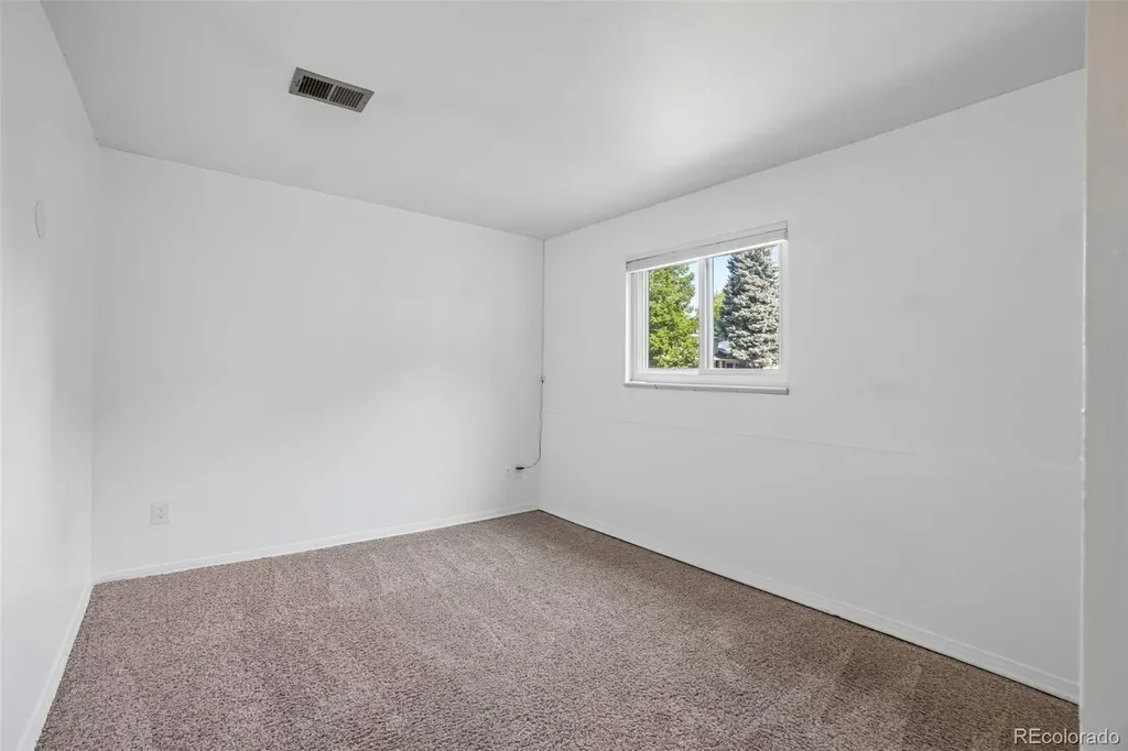 4052 S Willow Way Denver CO 80237