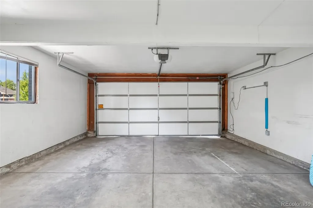 4052 S Willow Way Denver CO 80237