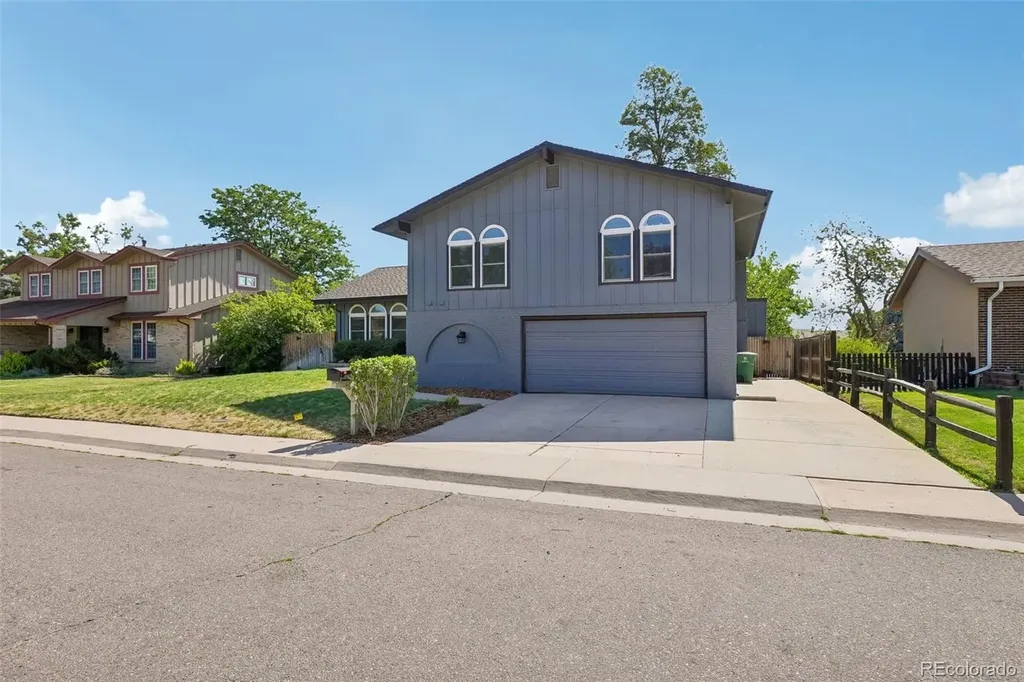4052 S Willow Way Denver CO 80237