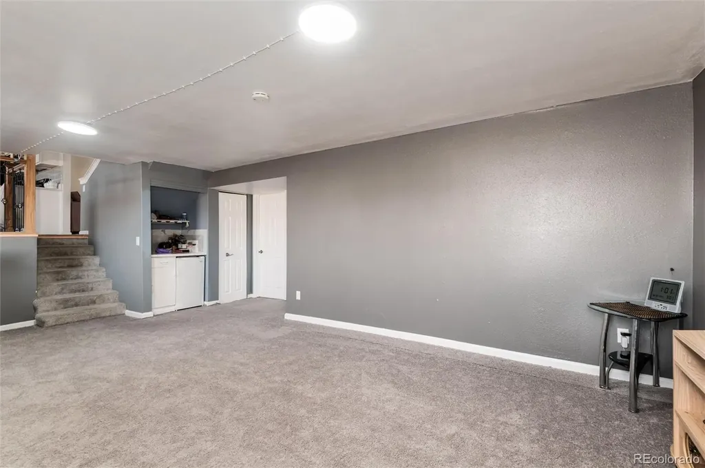 2118 S Mobile Way Aurora CO 80013