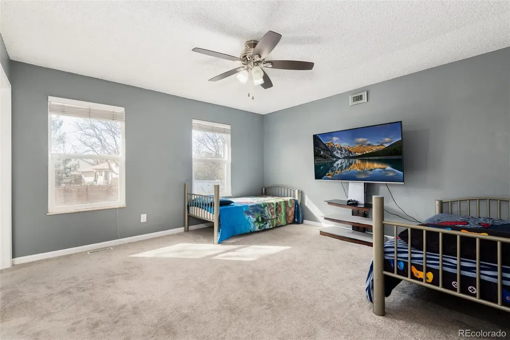 2118 S Mobile Way Aurora CO 80013