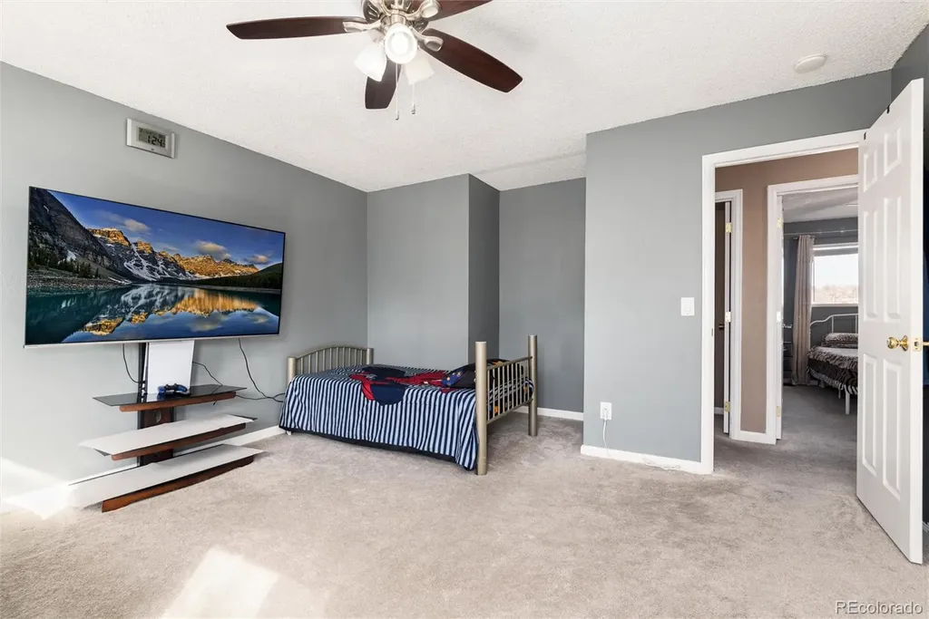 2118 S Mobile Way Aurora CO 80013