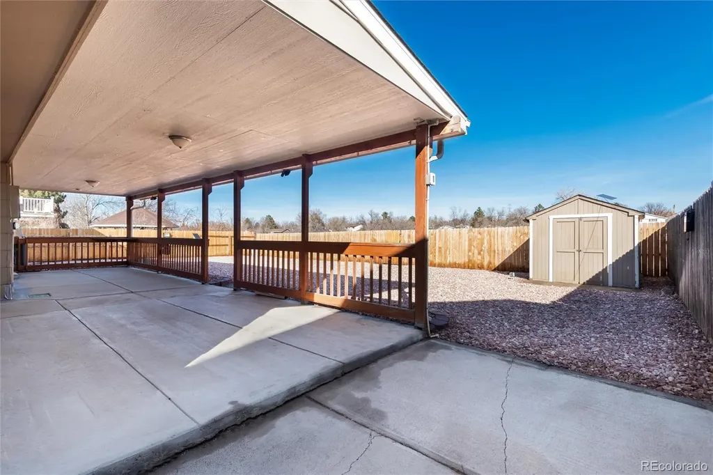 2118 S Mobile Way Aurora CO 80013