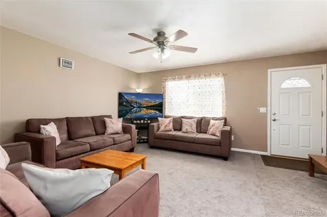 2118 S Mobile Way Aurora CO 80013