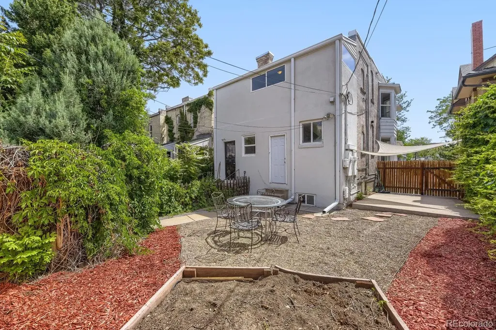 541-543 Logan Street Denver CO 80203