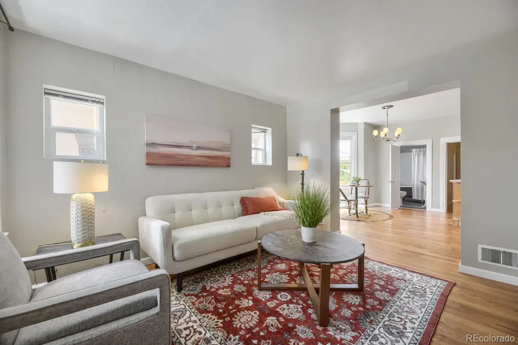 541-543 Logan Street Denver CO 80203