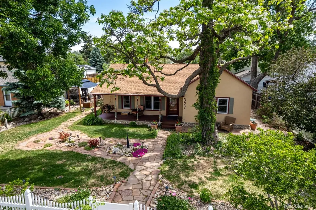 327 Welch Avenue Berthoud CO 80513