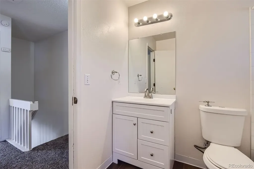 1922 S Oswego Way Aurora CO 80014