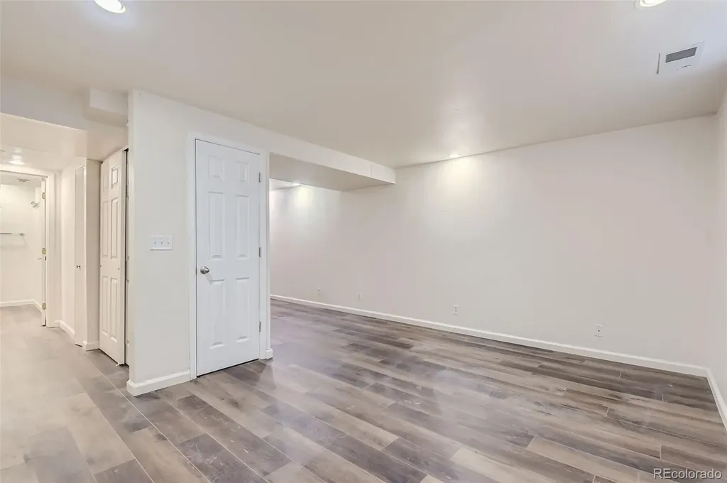 1922 S Oswego Way Aurora CO 80014