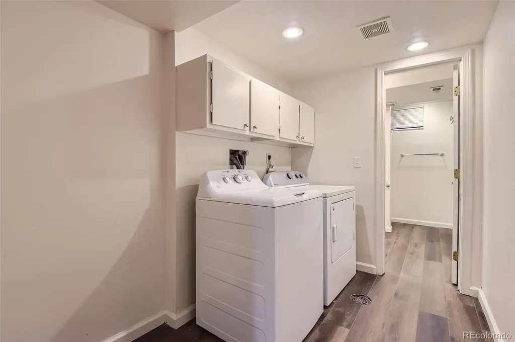 1922 S Oswego Way Aurora CO 80014