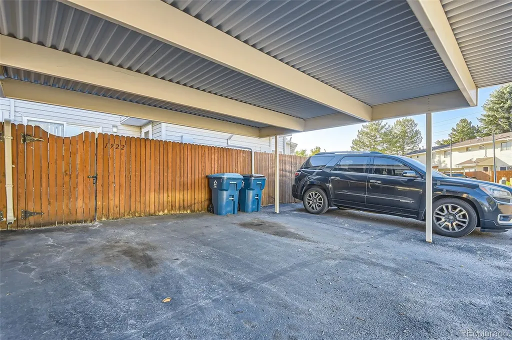 1922 S Oswego Way Aurora CO 80014