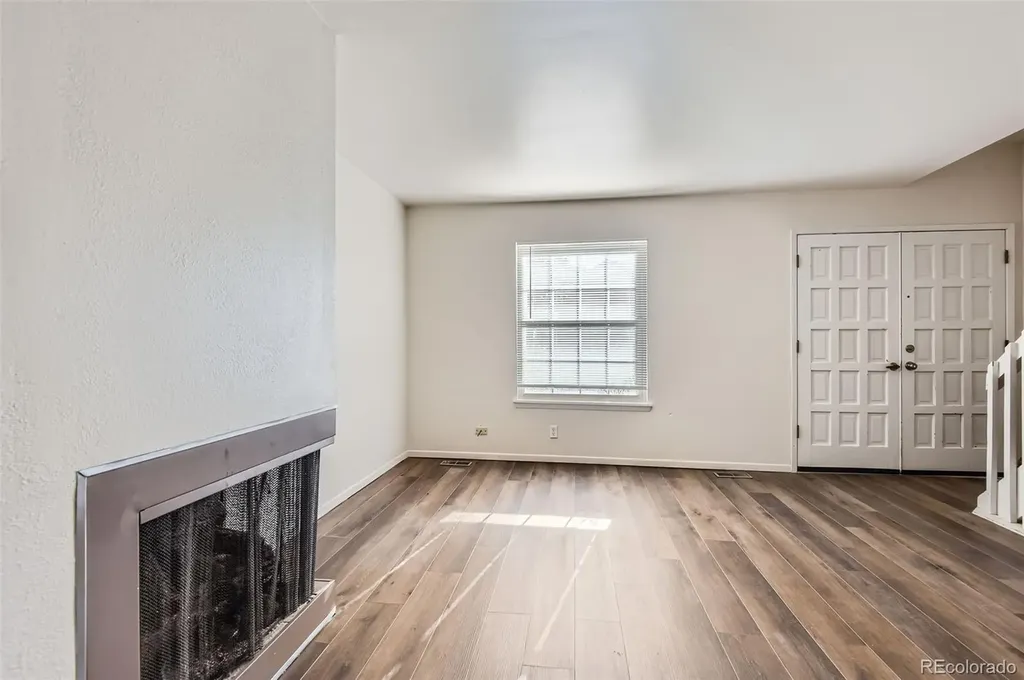 1922 S Oswego Way Aurora CO 80014