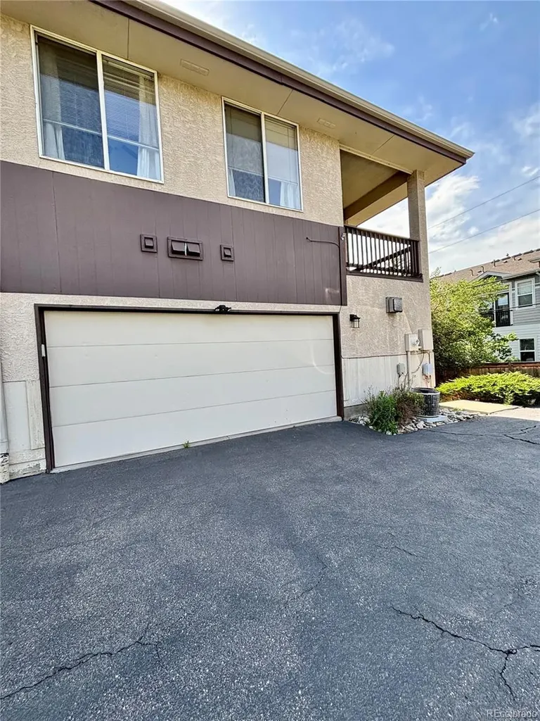 10640 W 12th Lane Lakewood CO 80215