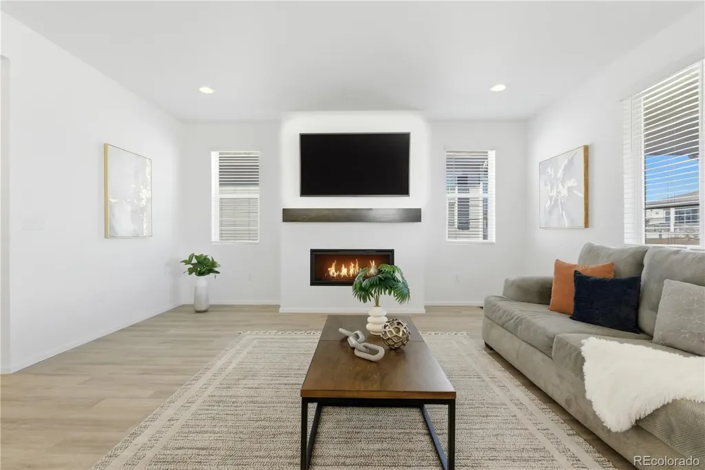 9074 Truckee Court Commerce City CO 80022