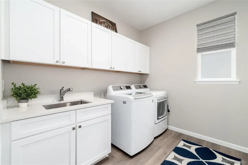 27794 E Davies Drive Aurora CO 80016