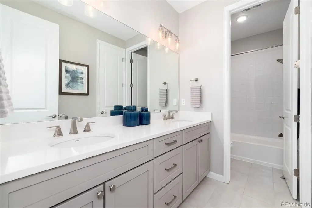 27794 E Davies Drive Aurora CO 80016