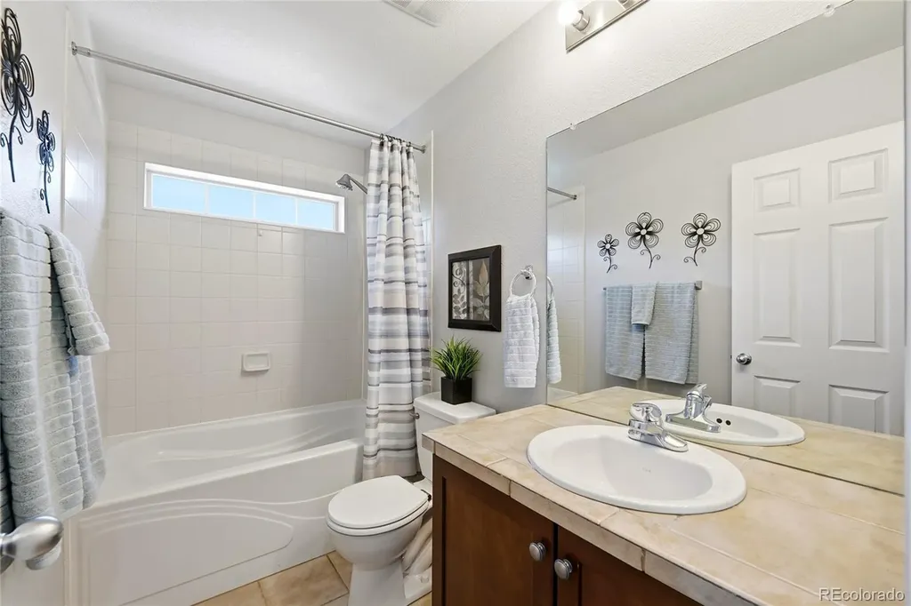 7452 E 8th Avenue Denver CO 80230