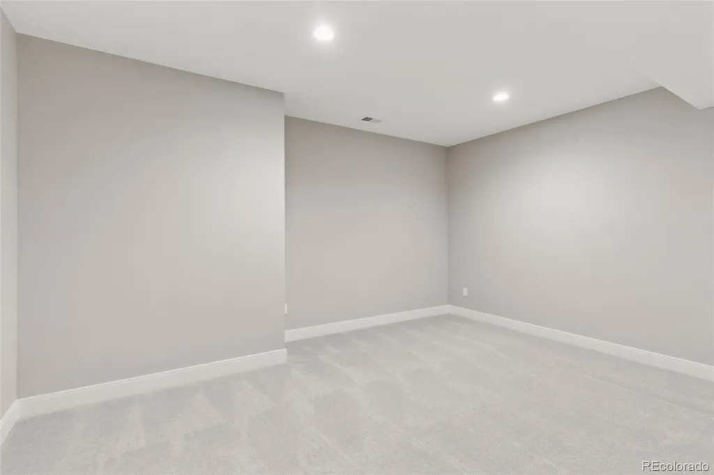 953 William Way Berthoud CO 80513