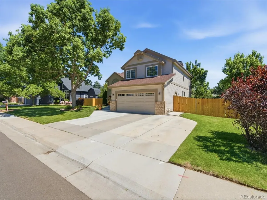 7977 W Morraine Drive Littleton CO 80128