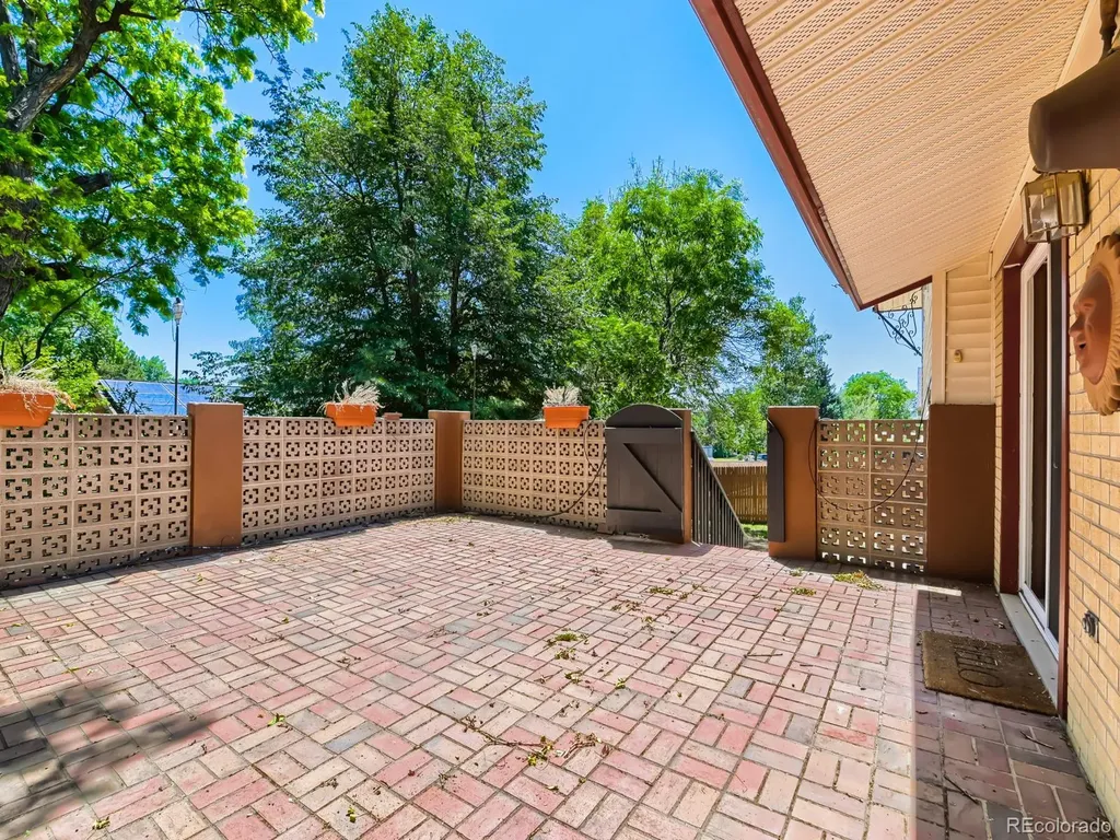 868 S Johnson Court Lakewood CO 80226