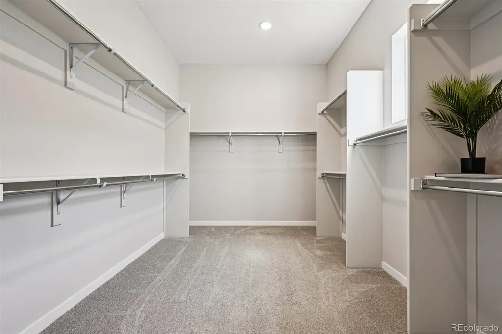 8735 S Quemoy Street Aurora CO 80016