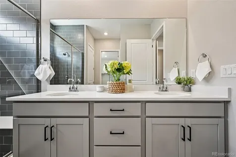 8735 S Quemoy Street Aurora CO 80016