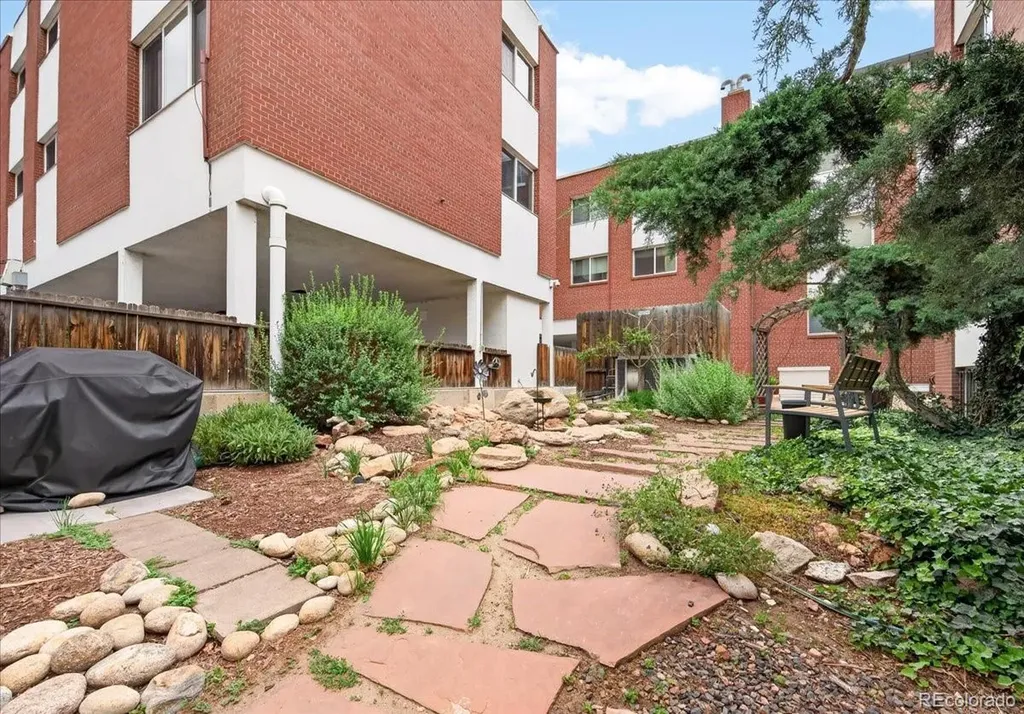 888 N Logan Street Denver CO 80203