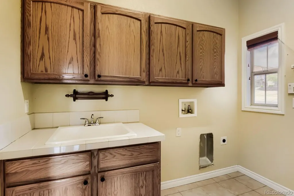 9421 Viaggio Way Highlands Ranch CO 80126
