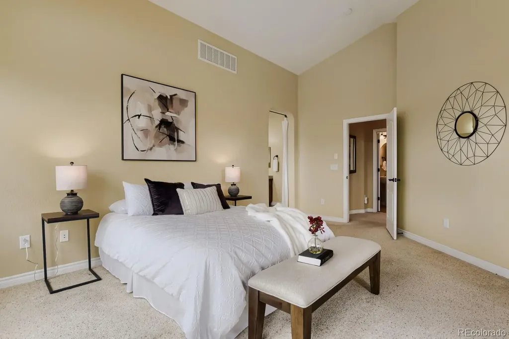 9421 Viaggio Way Highlands Ranch CO 80126