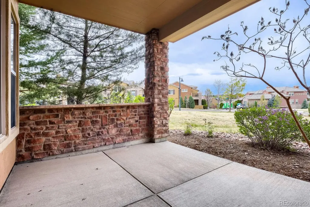 9421 Viaggio Way Highlands Ranch CO 80126