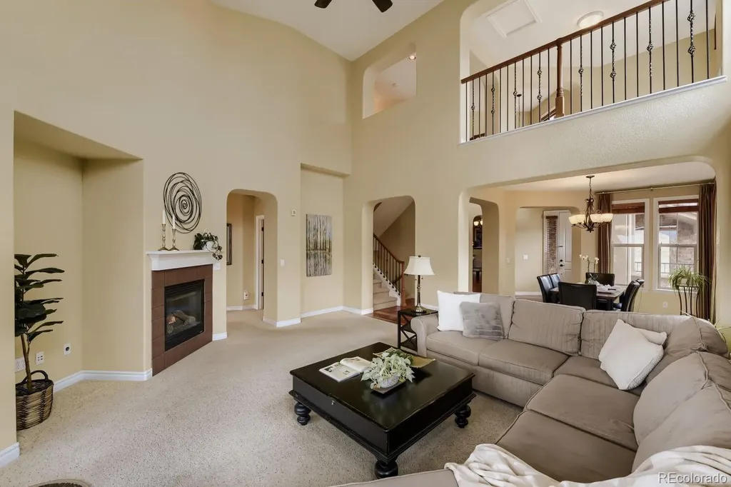 9421 Viaggio Way Highlands Ranch CO 80126