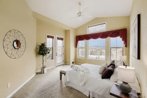 9421 Viaggio Way Highlands Ranch CO 80126