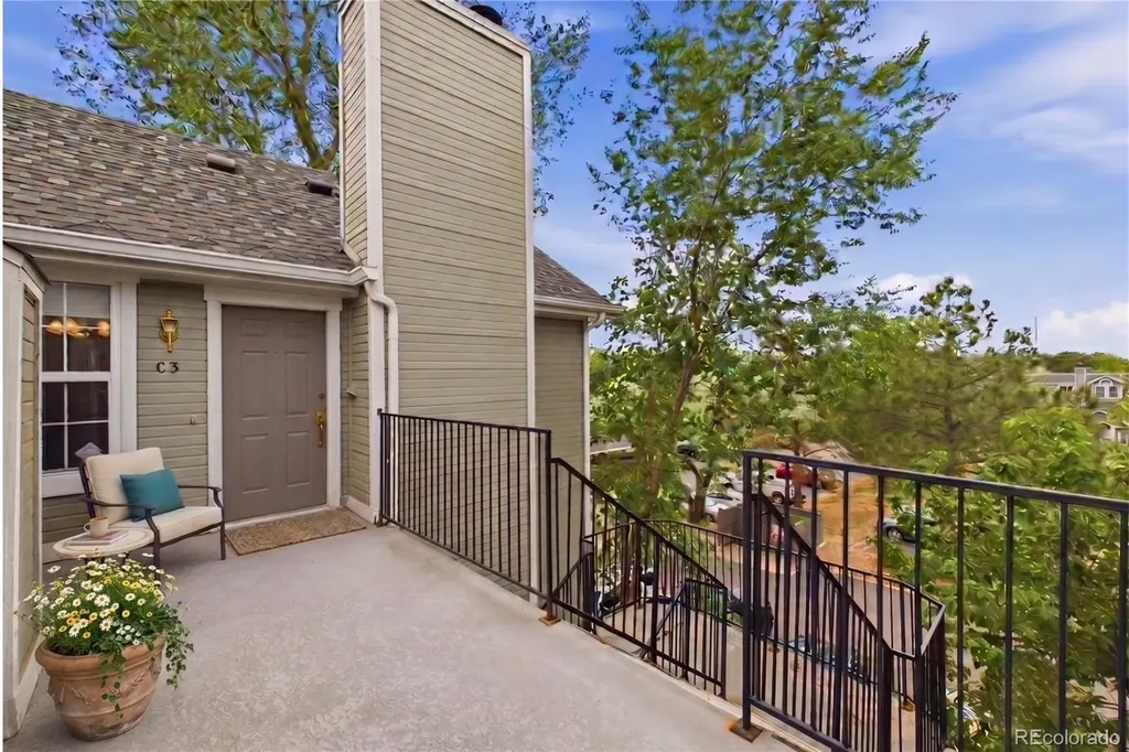 6711 S Ivy Way Centennial CO 80112