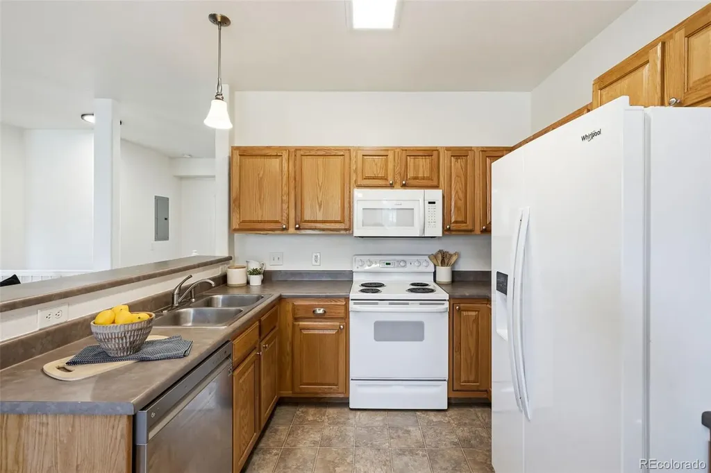 11624 W 62nd Place Arvada CO 80004