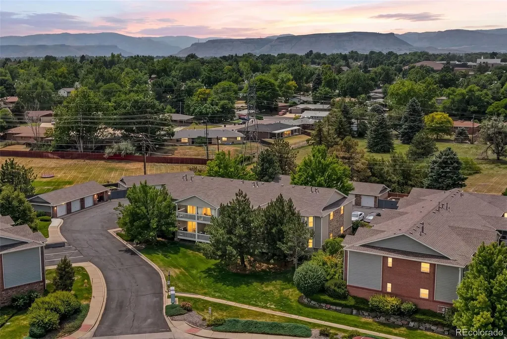 11624 W 62nd Place Arvada CO 80004