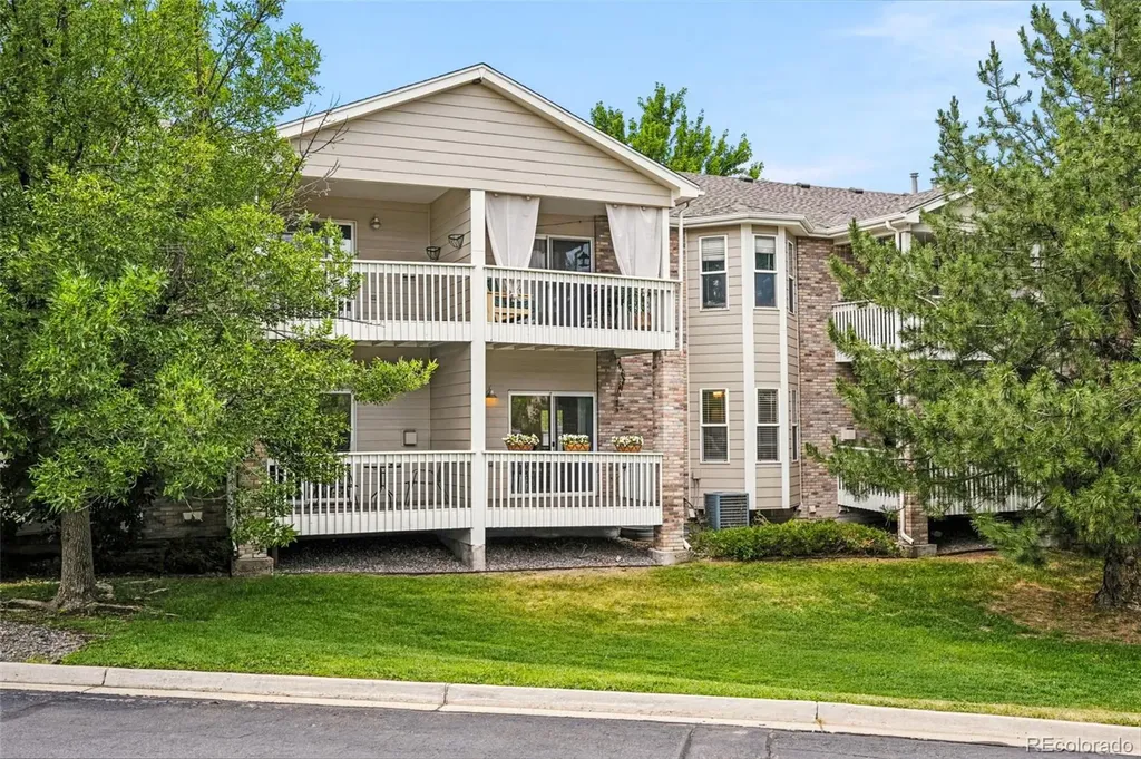 11624 W 62nd Place Arvada CO 80004