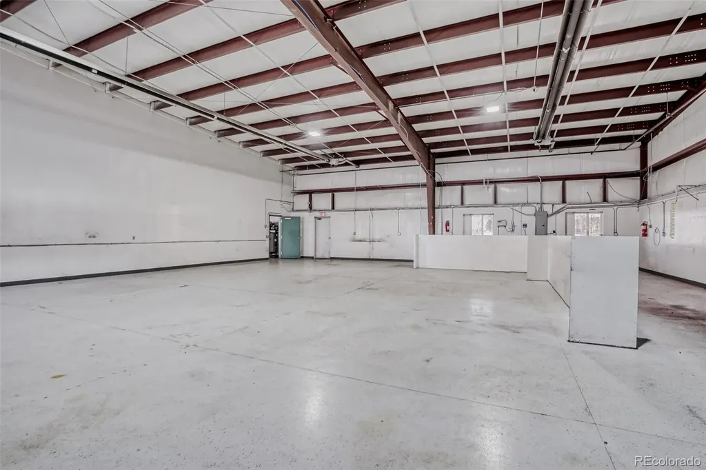 8681 Rosemary Street Commerce City CO 80022