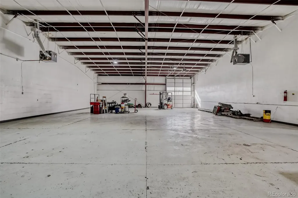8681 Rosemary Street Commerce City CO 80022
