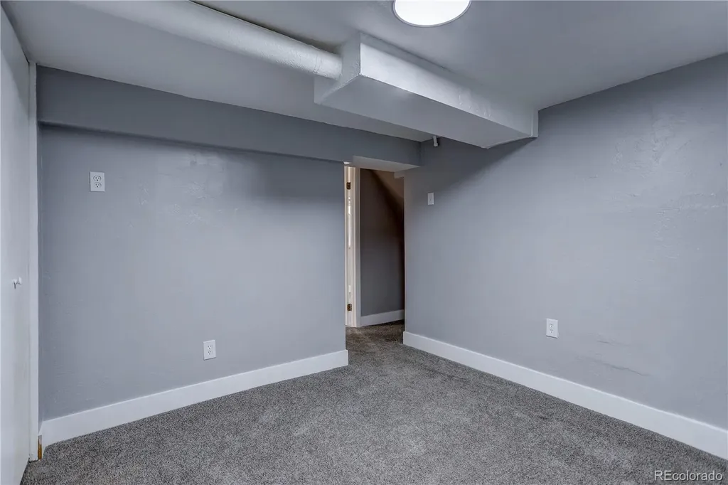4926 Sherman Street Denver CO 80216