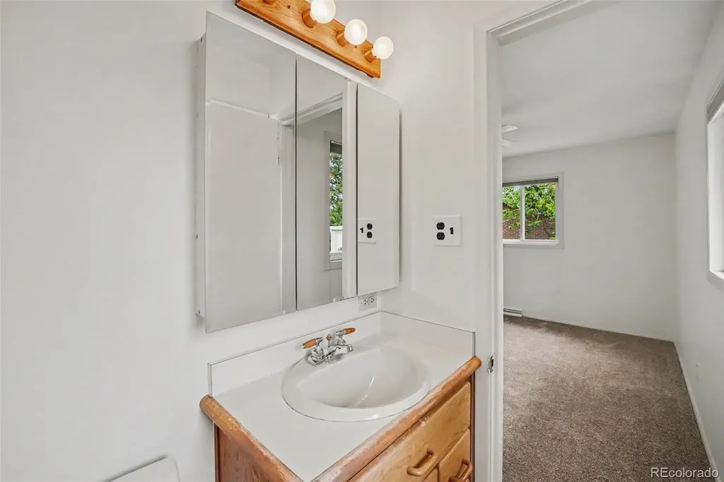 748 W Larigo Avenue Littleton CO 80120
